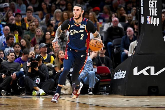 NBA球队离谱操作盘点：雄鹿裁利拉德成最差决策