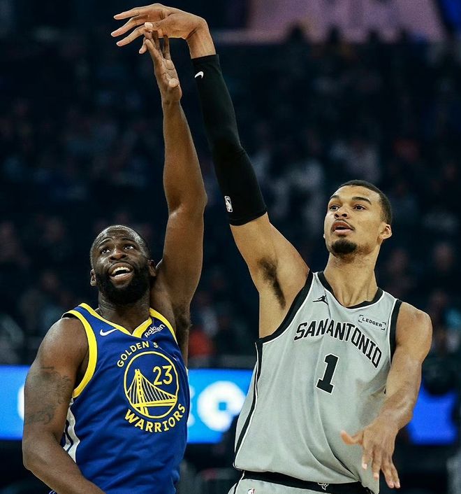 文班亚马砍41+18创多项纪录 马刺大胜勇士