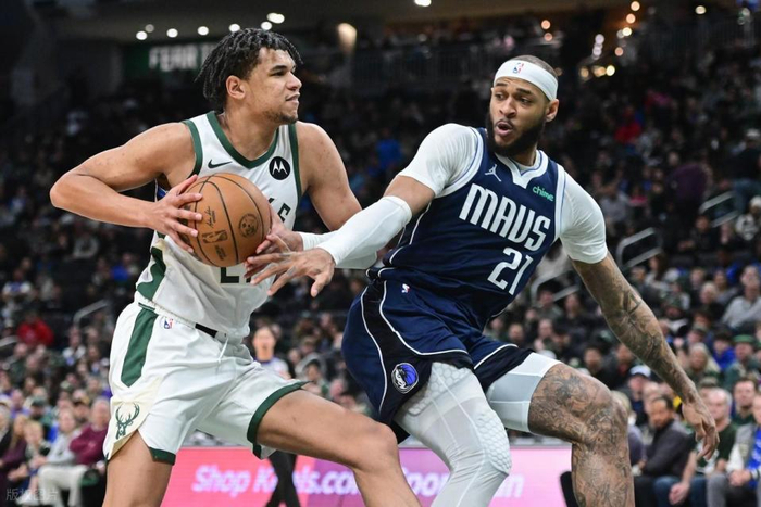 独行侠内线支柱加福德伤退 战术短板暴露